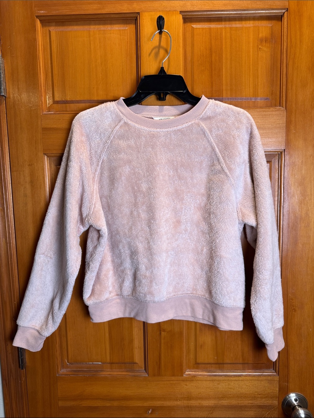 Arizona Jean Company Plush Crewneck Sweatshirt in Light BlushSize Medium